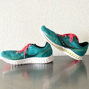 Saucony Kinvara 11 Running Shoes Good Condition